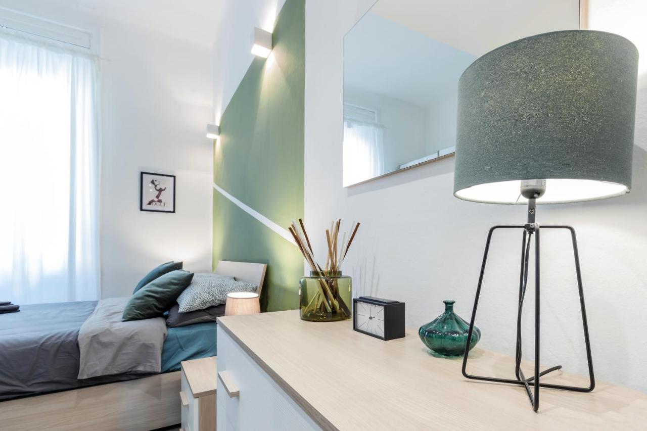 Appartamento Duomo-Navigli Charming And Modern With Fast Wifi Milano Esterno foto