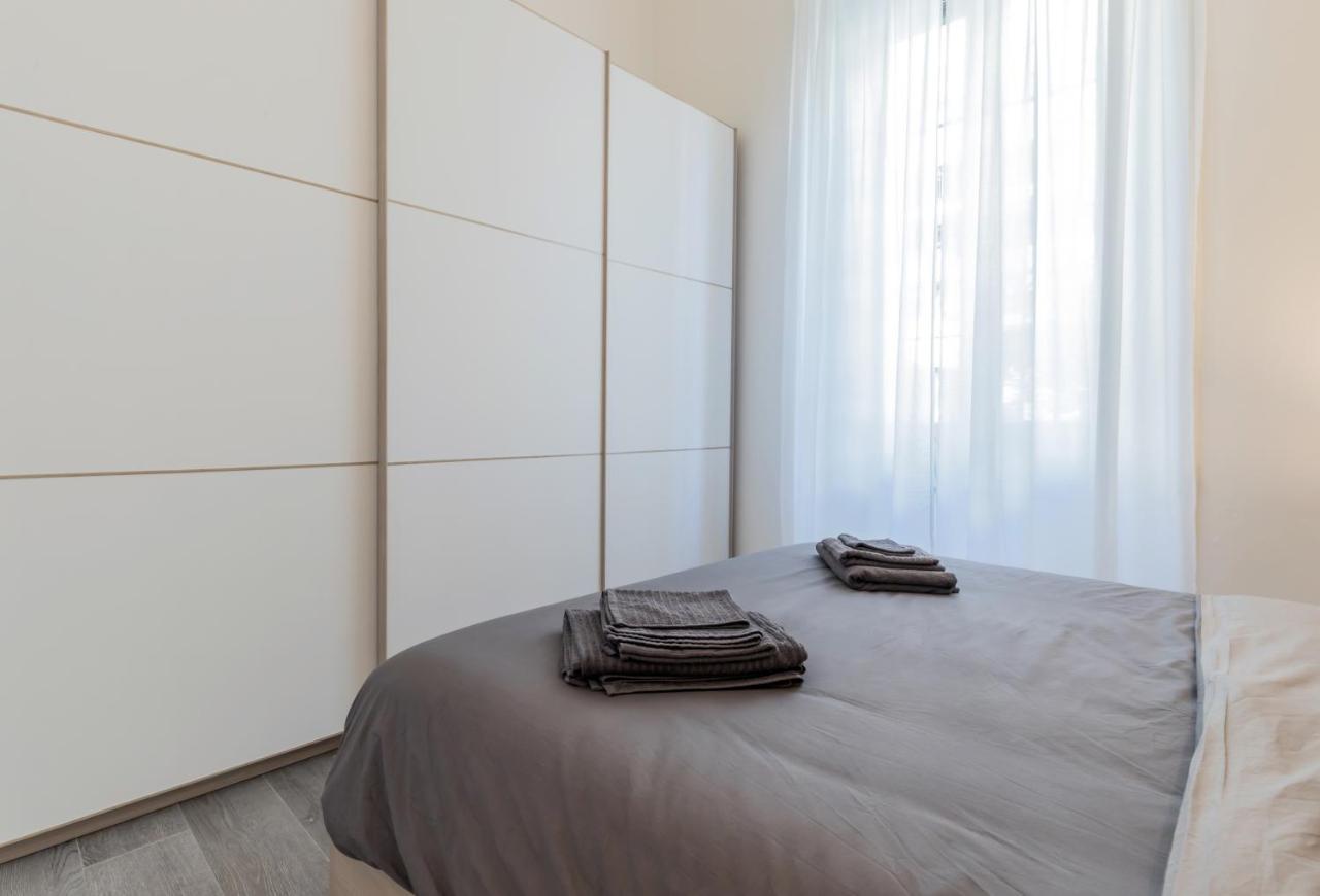 Appartamento Duomo-Navigli Charming And Modern With Fast Wifi Milano Esterno foto
