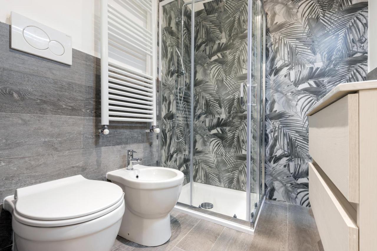 Appartamento Duomo-Navigli Charming And Modern With Fast Wifi Milano Esterno foto